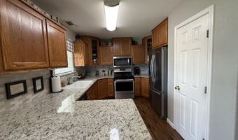 2103 W Currier Ave, Artesia, NM 88210
