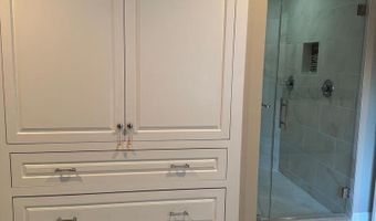 7702 TRAMMELL Rd, Annandale, VA 22003