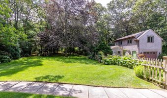 29 Sturgis Ln, Barnstable, MA 02630