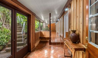 1055 Kaupakalua Rd, Haiku, HI 96708