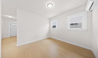 2922 W 73rd St, Los Angeles, CA 90043