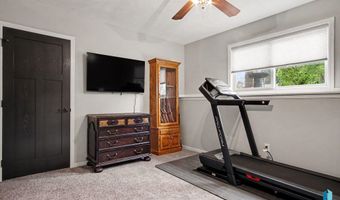 904 S Patrician Ct, Brandon, SD 57055