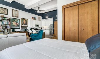 59 College St 402, Asheville, NC 28801