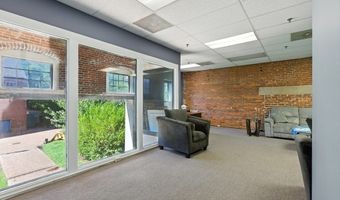 5 Market Sq 105, Amesbury, MA 01913