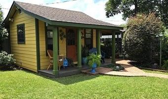 2135 MEMORIAL Dr, Alexandria, LA 71301