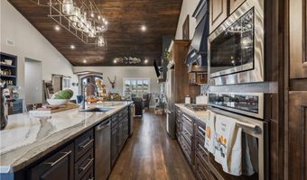 2215 Deepwood Dr, Alma, AR 71921