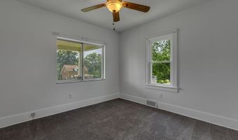 1586 Jackson St, Aliquippa, PA 15001