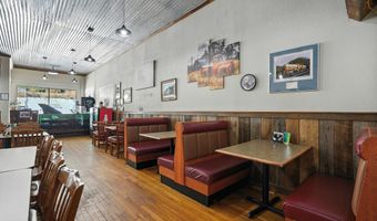 516 W Main St, Appalachia, VA 24216