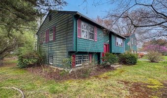 60 White Fox Rd, Agawam, MA 01030