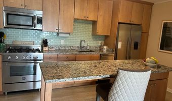 2660 GREENBRIAR Ln #B, Annapolis, MD 21401