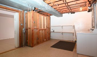 6820 COLBURN Dr, Annandale, VA 22003