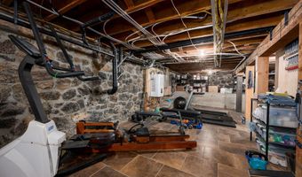 61900 Anker Ln, Bend, OR 97702