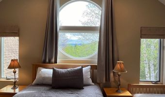 32 Top Notch Rd, Bartlett, NH 03812