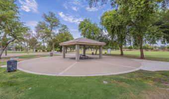 751 W SARAGOSA St, Chandler, AZ 85225