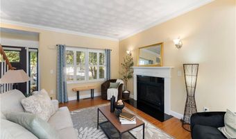 132 Julian Rd, Warwick, RI 02889