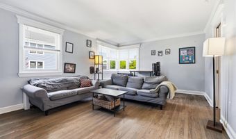304 Deal Lake Dr 32, Asbury Park, NJ 07712