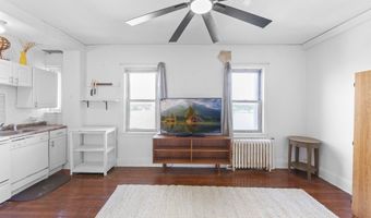 400 Deal Lake Dr 7H & 7G, Asbury Park, NJ 07712