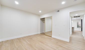 5064 Spencer St A, Las Vegas, NV 89119