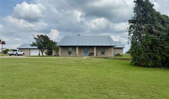 302 Poplar St, Hico, TX 76457