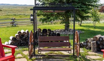 30 VISTA Rd, Cora, WY 82925