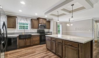 60 Perryclear Dr, Beaufort, SC 29906