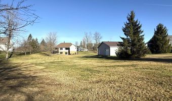 23720 Dayton, Armada, MI 48005