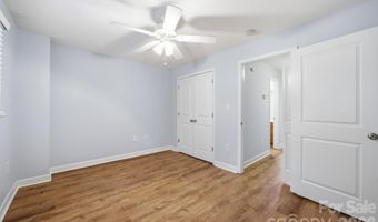 1215 Green Oaks Ln I, Charlotte, NC 28205