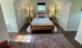97 Narragansett Ave C2, Newport, RI 02840