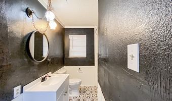2810 Robertson Dr, Abilene, TX 79606
