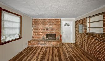 401 Davis St, Ashford, AL 36312