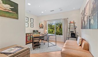17980 Rancho St, Encino, CA 91316