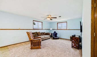 48124 268th St, Brandon, SD 57005