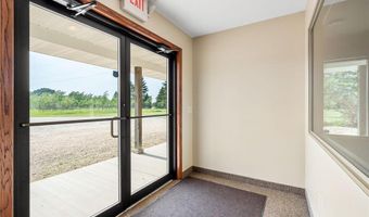 3700 11th Pl NE, Austin, MN 55912