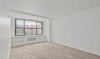 1121 ARLINGTON Blvd 746, Arlington, VA 22209