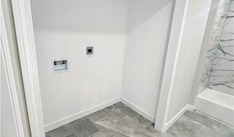 50 Rosemont Ave, Johnston, RI 02919