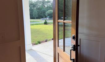242 Leadwood St, Andrews, SC 29510