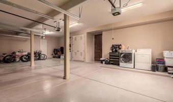 36138 N SUMMIT Dr, Cave Creek, AZ 85331