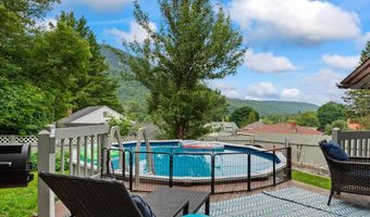 57 Jasper St, Berlin, NH 03570