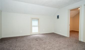 29 York St, Angola, NY 14006