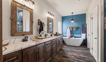 2215 Deepwood Dr, Alma, AR 71921