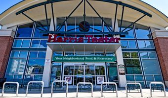1300 S ARLINGTON RIDGE Rd 204, Arlington, VA 22202
