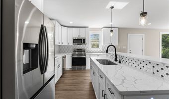 1506 Old Poole Rd, Alberta, VA 23821