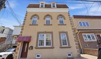 82 E 26TH St, Bayonne, NJ 07002