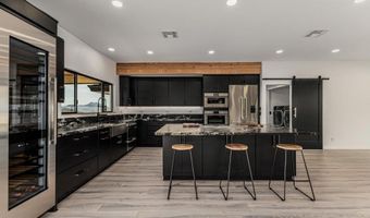 6111 E Victoria Dr, Cave Creek, AZ 85331