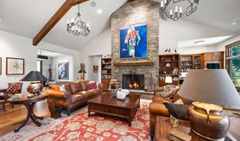 13544 River Run Loop, Bigfork, MT 59911