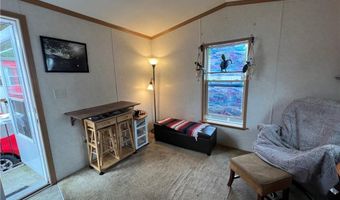 824 Forest Park Ave, Middletown, RI 02842