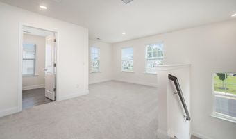80 Nailsworth St, Angier, NC 27501