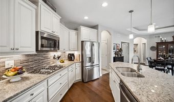 3813 NW Linwood Ln, Ankeny, IA 50023