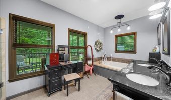 1731 Apple Pie Rdg, Alto, GA 30510
