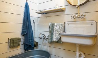 120 B Naco Rd, Bisbee, AZ 85603